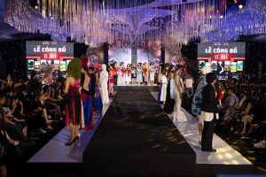 Vietnam International Fashion Tour: Trải nghiệm thời trang giữa thiên nhiên kỳ vĩ