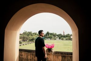 NTK Lê Thanh Hòa chuẩn bị cho show diễn tái xuất làng thời trang tại Hà Nội