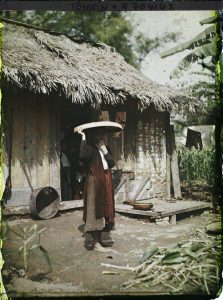 Từ váy đụp đến quần lụa bạch