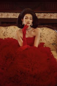 Vẻ đẹp cổ điển trong các thiết kế mới của Đỗ Mạnh Cường