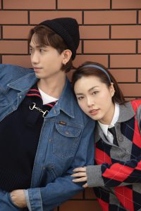 Mặc đẹp đầu đông như Monsimi và Hà Trúc trong thiết kế của SANDRO