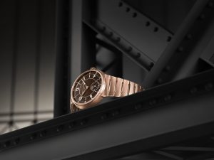 BST Louis Vuitton Tambour: Nâng tầm tính linh hoạt