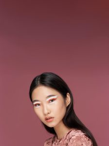 Kỳ ảo và mộng mơ